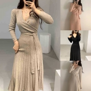 Sexy V-neck Long Sleeve Pleated Hem Tie-belt Solid Color Knit Dress