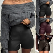Enfärgade konstlädershorts med hög midja i mode