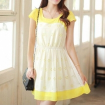 Sweet Snowflake Cut Out Short Sleeve Elastic Waist Skater Dress 