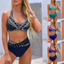 Modeblommigt bikiniset med grimma bikini-topp och bikiniunderdel med hög midja