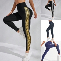 Modekläder: Enfärgade spetsar, skarvade, snörade höghus-skinny leggings.
