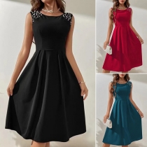 Elegant Round Neck Sleeveless Beaded Pleated Dress
