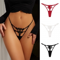 Sexig utskuren stringtrosa/trosa
