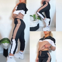 Trendig träningsset i kontrastfärger – sweatshirt och joggers