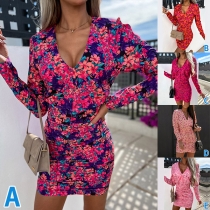 Modig tryckt V-ringad klänning med puffärm och rynkad Bodycon