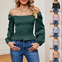 Enfärgad off-shoulder smockskjorta med långa ärmar