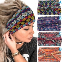 Böhmisk stil med blommönster i pannband