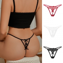 Sexiga spetstrosor med bakre utskärning och rosett