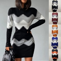 Modekontrastfärg Vågtryckt långärmad Bodycon Klänning med rund hals