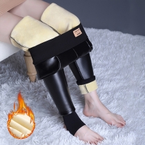 Modeleggings i konstläder med hög midja och varmt plyschfoder