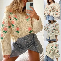 Vintage blommig långärmad virkad stickad cardigan med knappar.