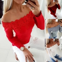 Sexigt spetsskarvat off-shoulder med långa ärmar i slim-fit	passform