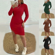Mode enfärgad Mock Neck Långärmad Slit Ribbed Klänning