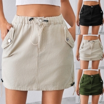 Street Style Mini Skirt med enfärgad sida och dragsko, elastisk midja