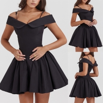 Off-shoulder miniklänning med hög midja