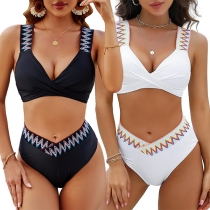 Sexig tvådelad bikini set med vågig broderi