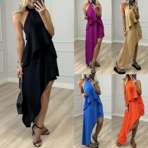 Street Fashion Klänning med Halterneck och Rygglöst Design, Ärmfri med Multilager och Oregelbunden Hemlinje