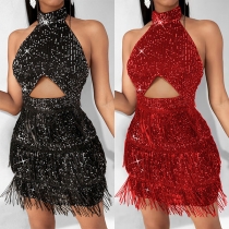 Sexig Paljettklänning Halterneck, med Bling-bling Detaljer och Ärmlös Design, Med Cutout Framtill och Ryggdetalj Med Fransar, Perfekt för Festklädsel