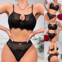 Sexigt Spetsset med Slits Framtill och Tvådelad Underklädesoutfit