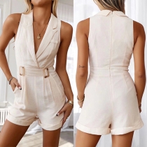 Fashion Romper med Notch Lapel, V-ringad och Ärmlös design med knipad midja