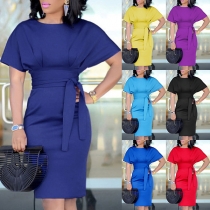 Mode enfärgad Bodycon-klänning med rund hals och kepsärm med självknut