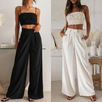 Mode set i två delar med en Crop Top och vida benbyxor
