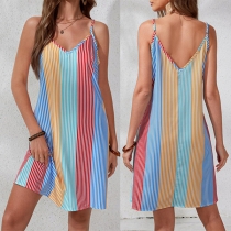 Casual och färgglada vertikala randiga tryckta V-ringad ärmless Cami dress