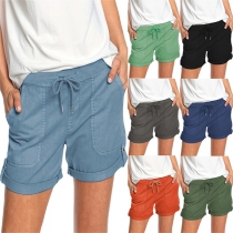 Casual Shorts med resår i midjan och sneda fickor