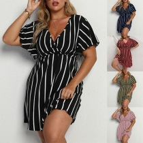 Vertikalrandig Tryckt V-ringad kortärmad Plus-size klänning