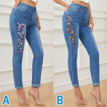 Modeblommiga broderade höga skinny jeans