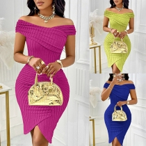 Sexig Enfärgad Off-shoulder Oregelbunden Hemline Bodycon Klänning