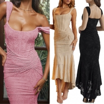 Sexig fyrkantig hals Rygglös Rynkad Midja Fishtail Hemline Bodycon Spetsklänning