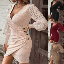 Modern Jacquard Spets Sammanfogad Långärmad V-ringad Sidoknapp Asymmetrisk nederkant Bodycon Klänning