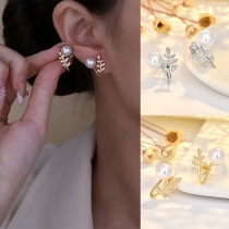 Glamorösa bladformade pärlörhängen med strass