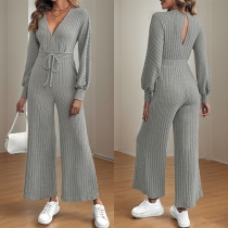 Ärmellös V-ringad Långärmad Jumpsuit med Dragsko i Midjan och Ribbad Raka Ben