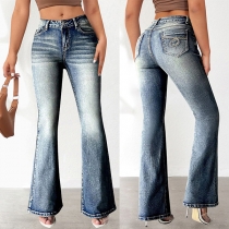 Gammaltvättade jeans med vida ben i modern stil