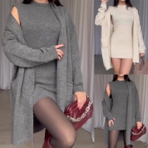 Tvådelad modestickad set med lång cardigan och ärmlös klänning