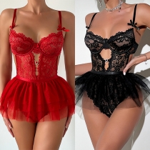 Sexig Bodysuit med Hjärt-ring och Spets, Framtill Utskuren Tutu-fåll