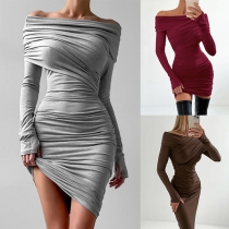 Sexig enfärgad off-shoulder Bodycon-klänning med veckad design
