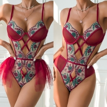 Vintage blommigt broderi korslagd gasvävsdetaljerad underklädes-bodysuit