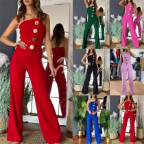 Sexig axelbandslös jumpsuit med framknappar och rak skärning