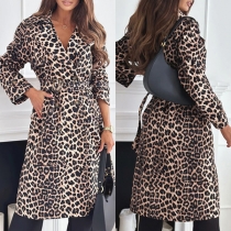 Leopardtryckt Jacka med Krage och Självbundna Ärmor