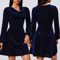 Glamorös Bling-bling med draperad hals långärmad mini-klänning