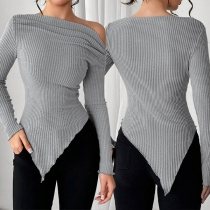 Asymmetrisk Off-Shoulder Långärmad Tröja med Oregelbunden Kant