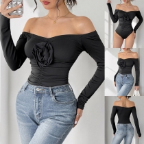 Sexig axelbandslös topp med blomdetaljer fram Slim-fit body