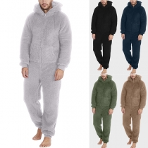 Enfärgad långärmad huvtröja med patchfickor fram, dragkedja och varm plysch onepiece för män