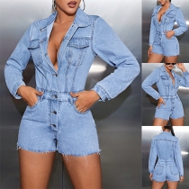 Långärmad Denim Romper med Ståkrage, Knappdetaljer och Fransad Kant i Vintage Tvätt