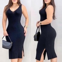 Ärmlös Ribbad Bodycon-klänning med V-ringning och Sidenslits