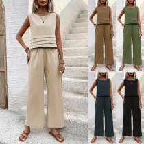 Tvådelat set från Fashiona med ärmlös crop top och raka byxor