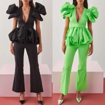 Tvådelat set i street fashion med ruched skjorta och raka byxor